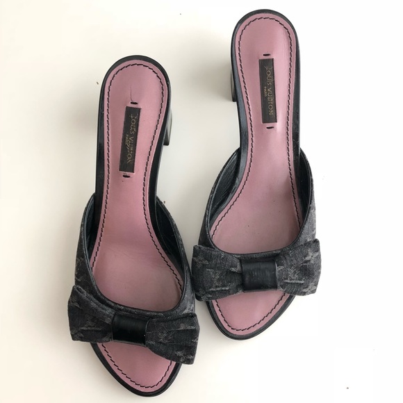 Louis Vuitton Noir Monogram Denim Canvas Sandals - Picture 1 of 8